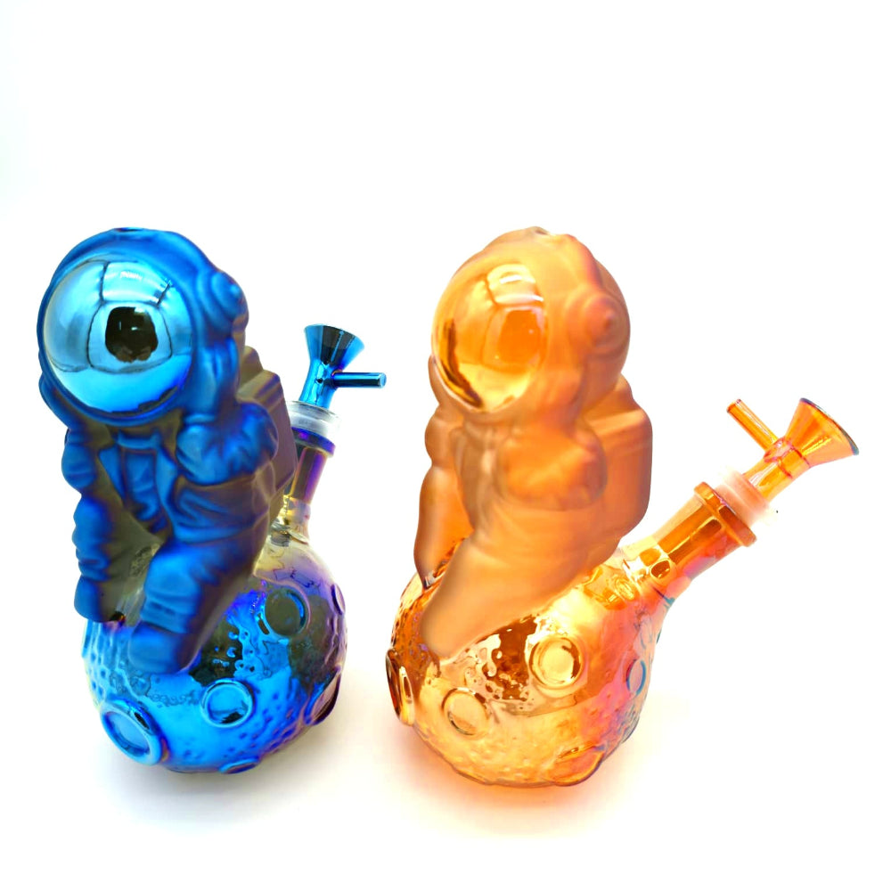 Assorted color new glass water pipe with stylish design, durable construction, and smooth filtration for a clean, cool, and enjoyable smoking experience.