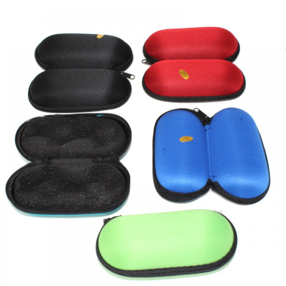 Capsule hand pipe case small size with durable hard shell, soft padded interior, and secure zipper closure for safe and compact storage.