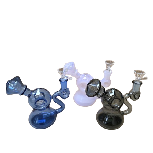 Double Hole Design Water Pipe featuring a unique dual-hole structure for improved airflow, smooth filtration, and a durable glass smoking experience.