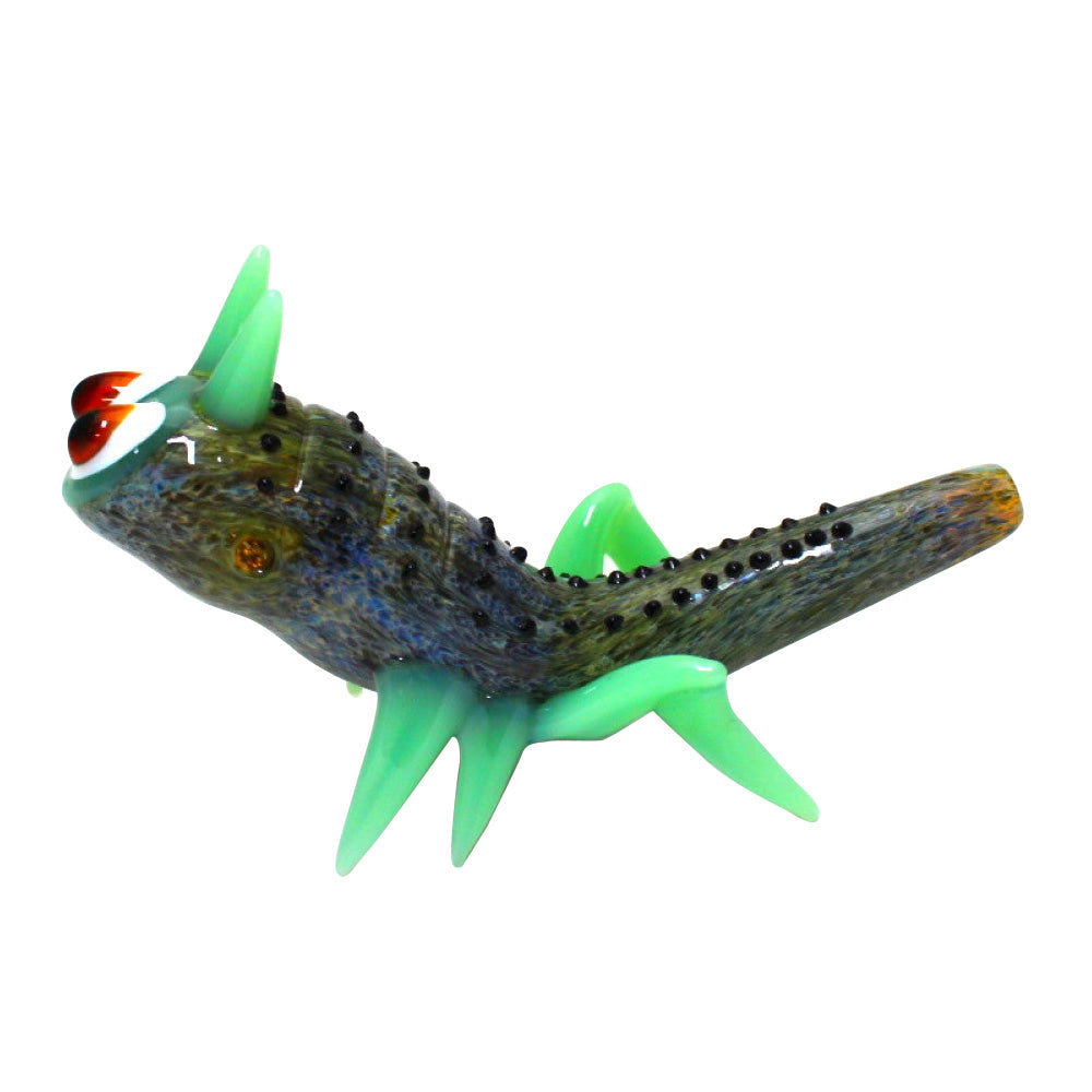 Grasshopper Design Glass Pipe with Artistic Grasshopper Shape and Durable Borosilicate Glass Construction**