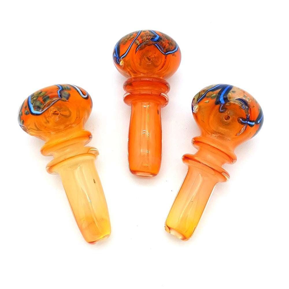 Head flower design glass hand pipe made with heavy-duty durable glass, compact portable design with smooth airflow for clean and easy smoking experience.