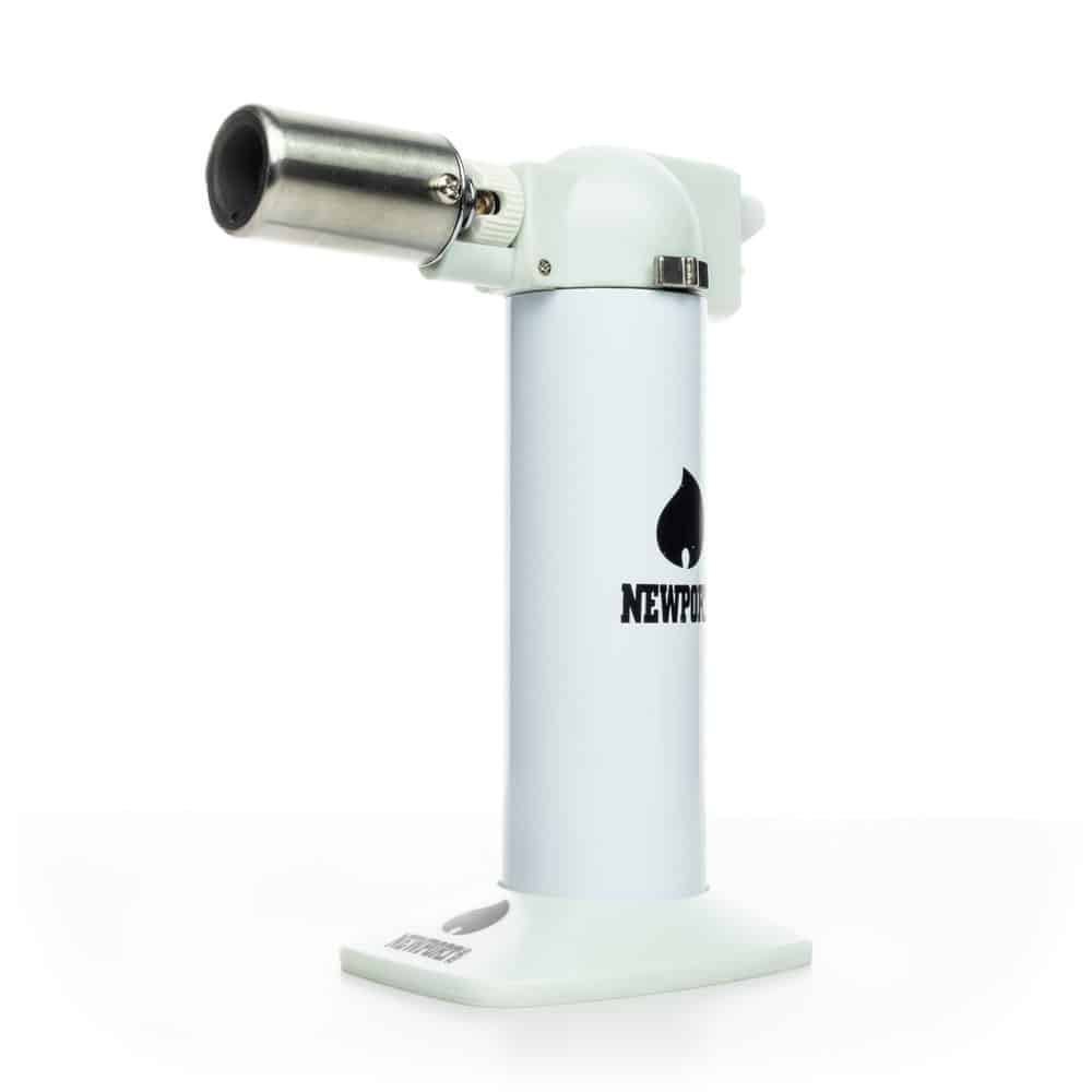 Newport Zero Standard Torch Lighter featuring a refillable butane system, adjustable windproof jet flame, and durable compact design for reliable everyday use.