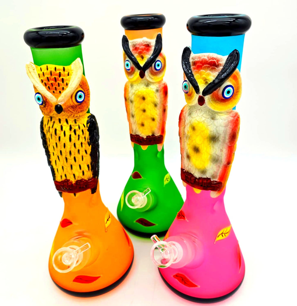 Owl design colourful beaker water pipe glass bong with smooth filtration and durable glass body.