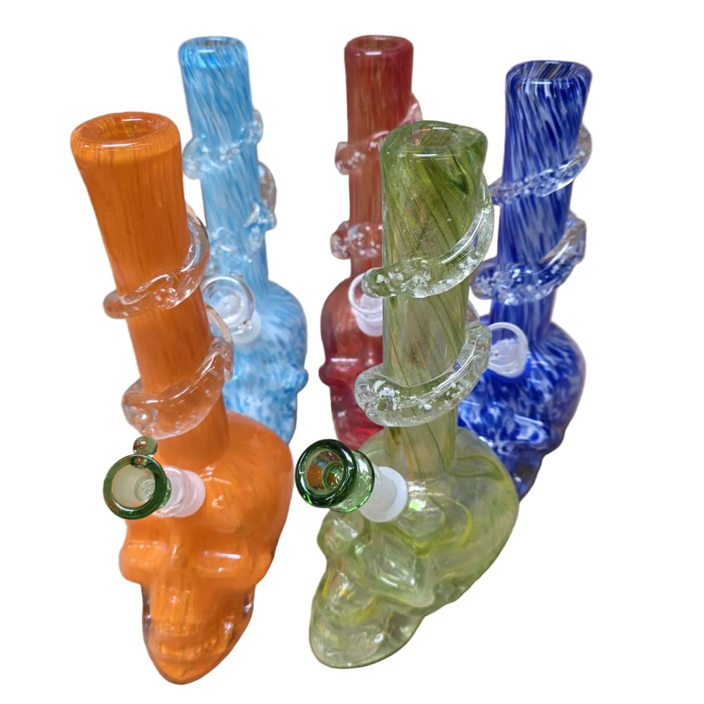 Premium skull design soft glass water pipe offering smooth airflow and artistic craftsmanship for stylish use