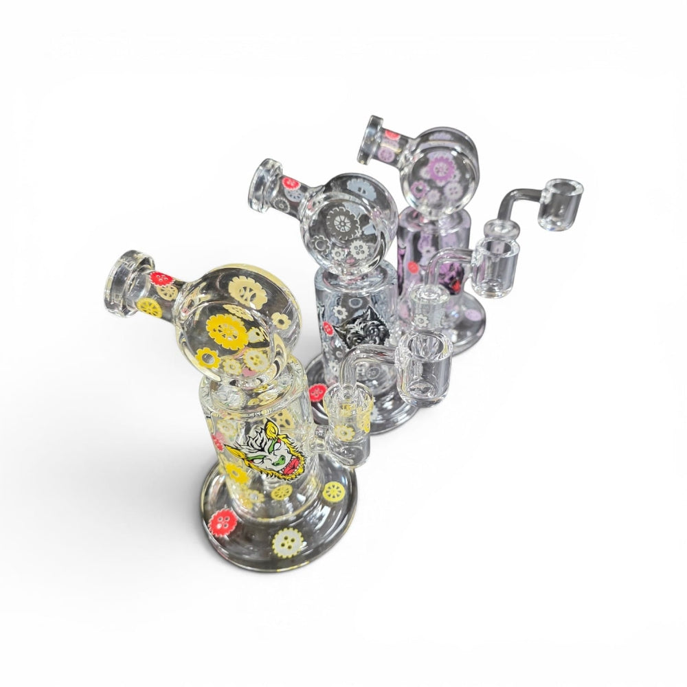 Sticker Design Water Pipe featuring durable glass construction with colorful sticker artwork for smooth, stylish, and enjoyable smoking sessions.