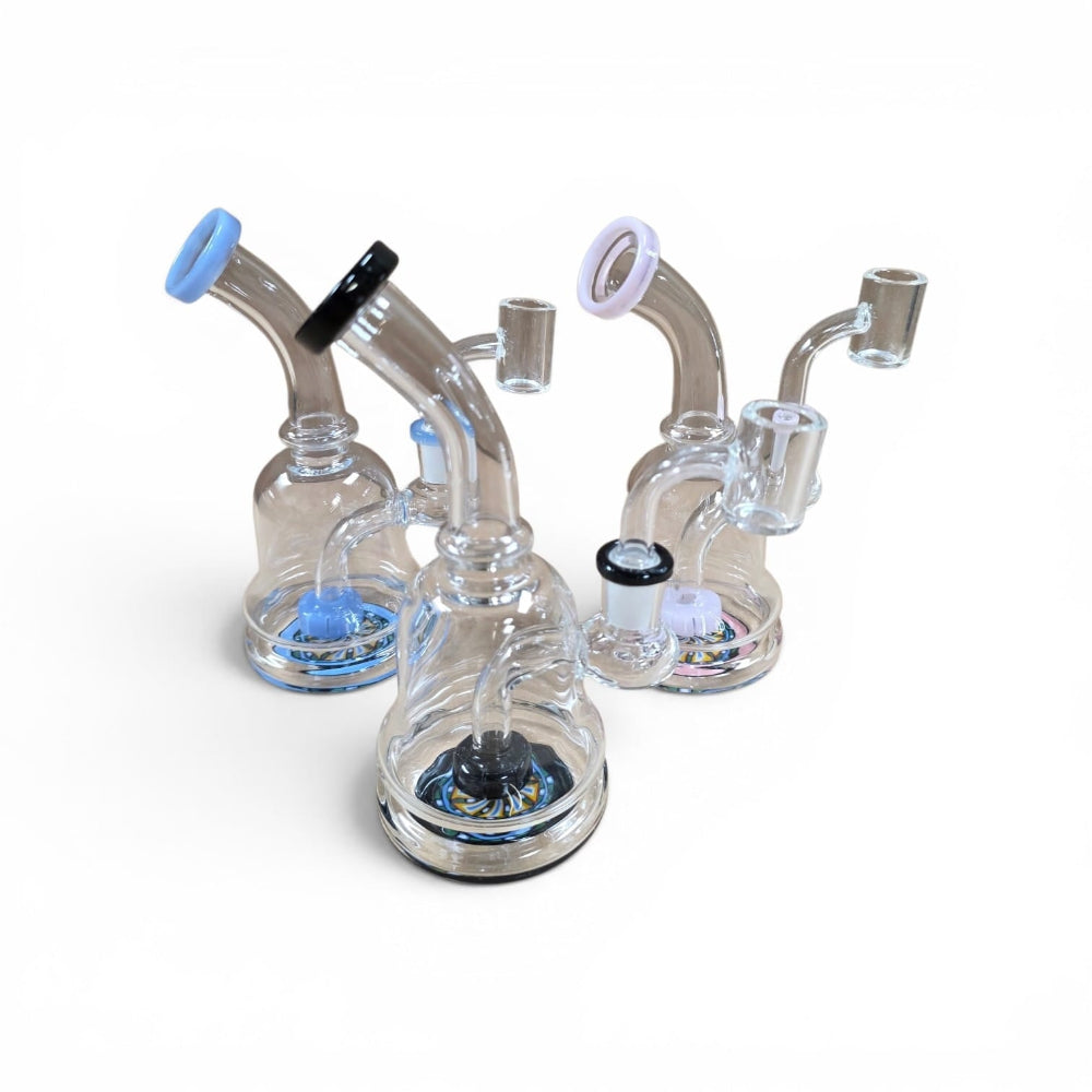 Tube Color Dab Rig Water Pipe made from durable borosilicate glass with a colorful tube design for smooth and flavorful concentrate sessions.