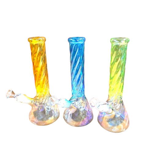 Twisted design beaker water pipe made with durable glass for smooth and enhanced performance