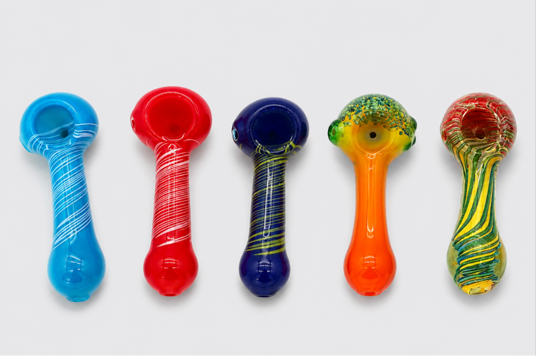 Artistic glass hand pipes in unique designs for stylish and enjoyable smoking sessions