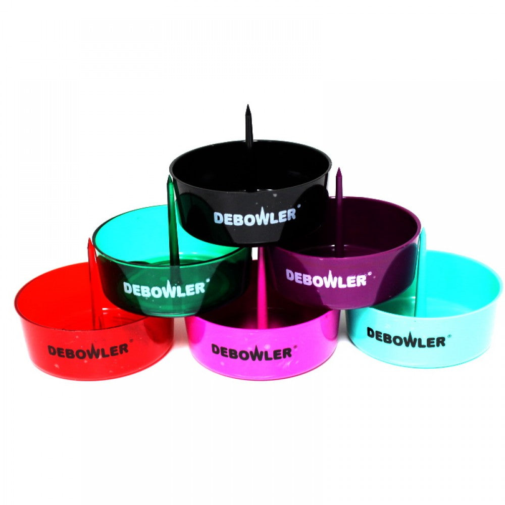Lightweight plastic debowler ashtray with built-in spike for easy cleaning and secure ash handling for everyday use.