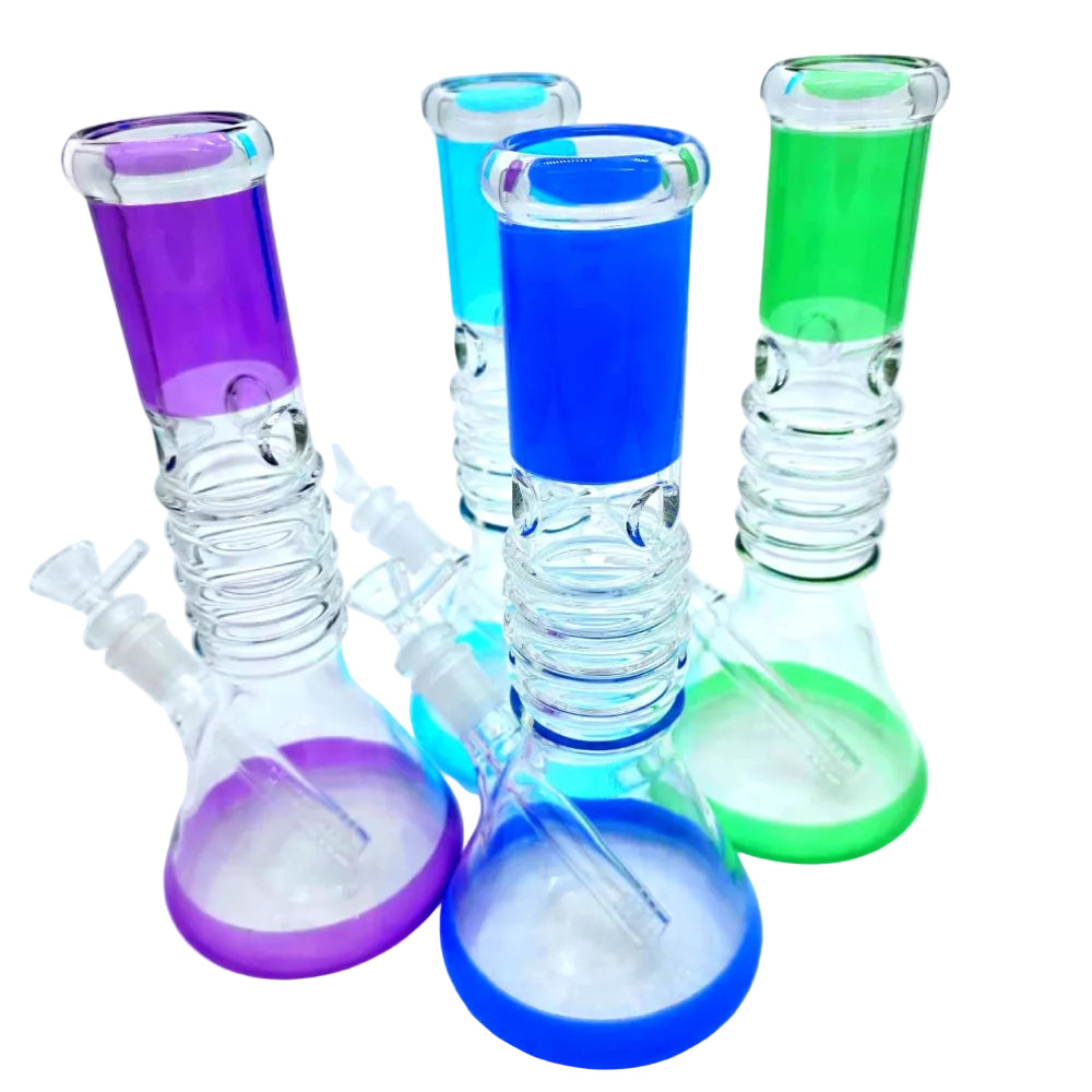 Beaker base ribbed design glass water pipe with durable construction, stable base, and smooth water filtration for a clean and enjoyable smoking experience.
