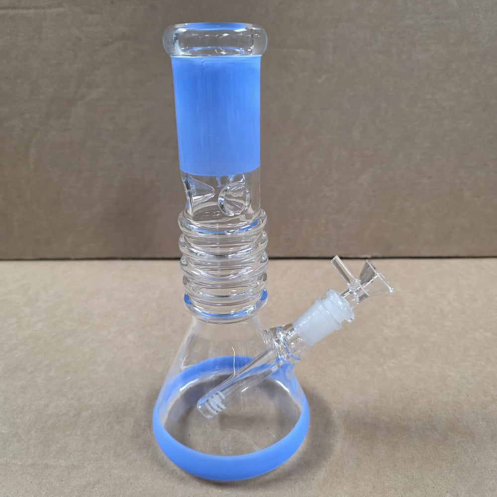 Beaker ribbed design water pipe glass rig with stable base, offering smooth filtration, strong build, and clean smoking performance.