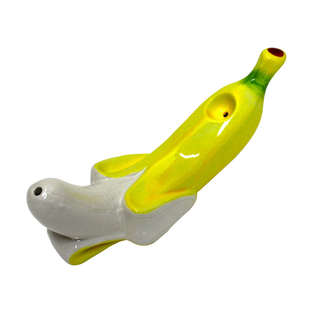 Ceramic Banana Hand Pipe Novelty Fruit-Shaped Ceramic Pipe with Unique Handmade Design