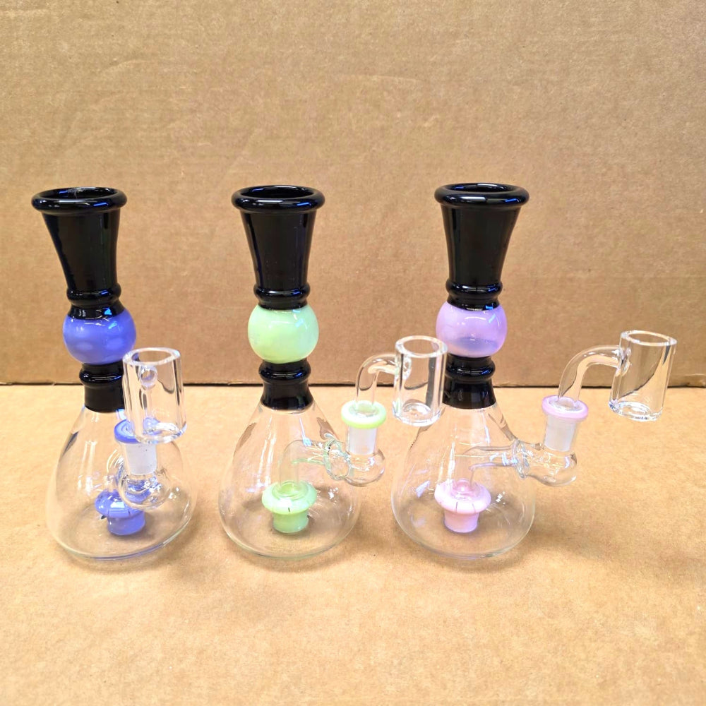 Tube color dab rig water pipe with 14mm bowl, durable glass design and smooth water filtration for efficient dabbing experience.