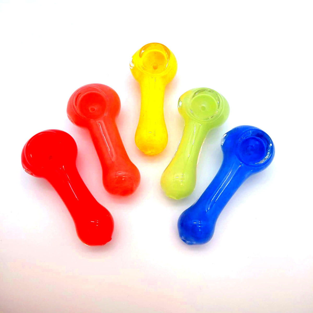 It is a beautifully designed, colorful handmade pipe that looks attractive and feels perfect to use.