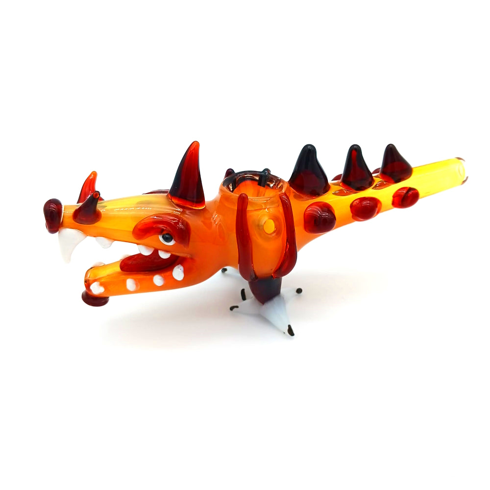 Dragon shape glass animal pipe featuring detailed handcrafted dragon design, durable thick glass construction, and a compact artistic smoking pipe style.