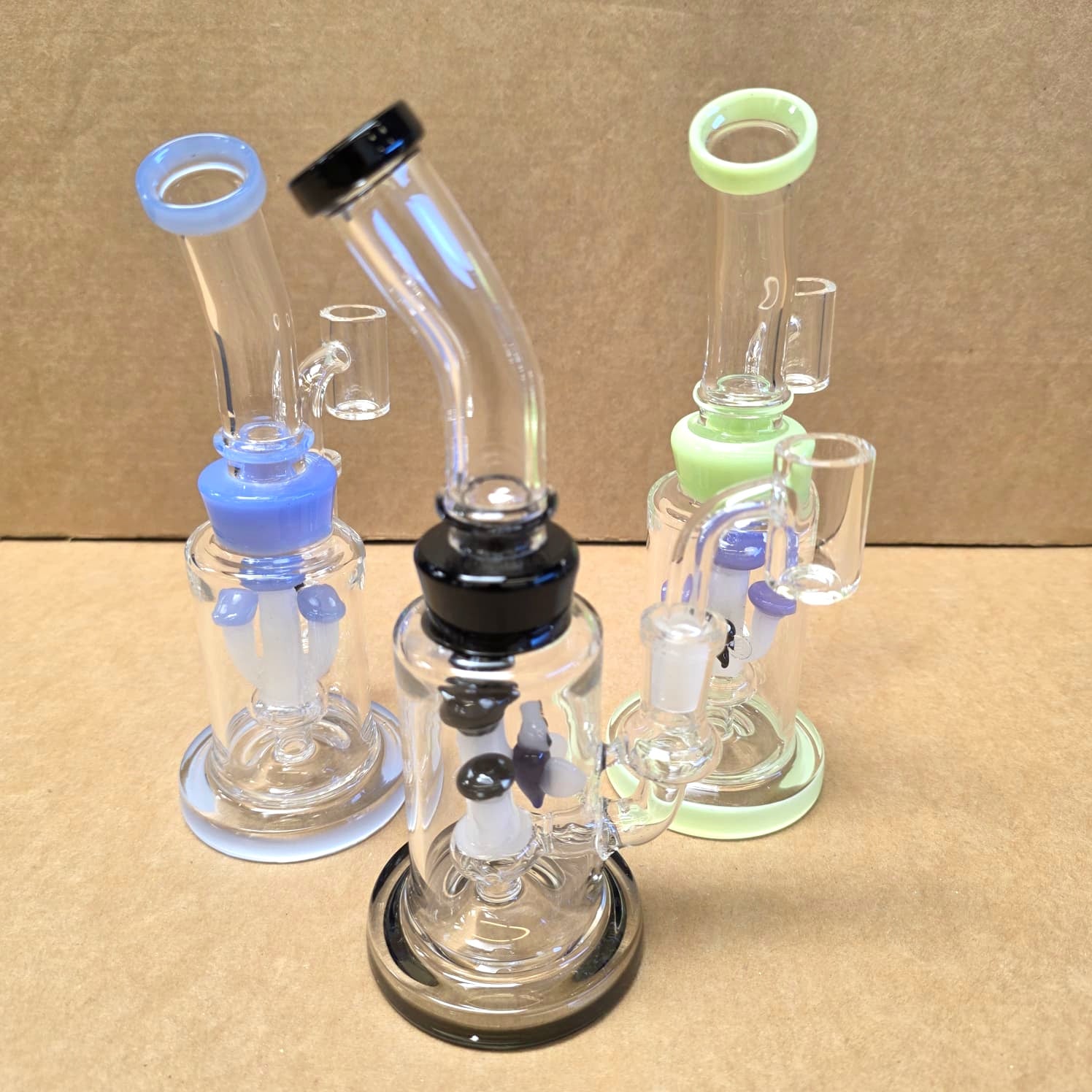 Flat bottom fancy design dab rig water pipe with 14mm bowl, stable base and smooth filtration for efficient dabbing experience.