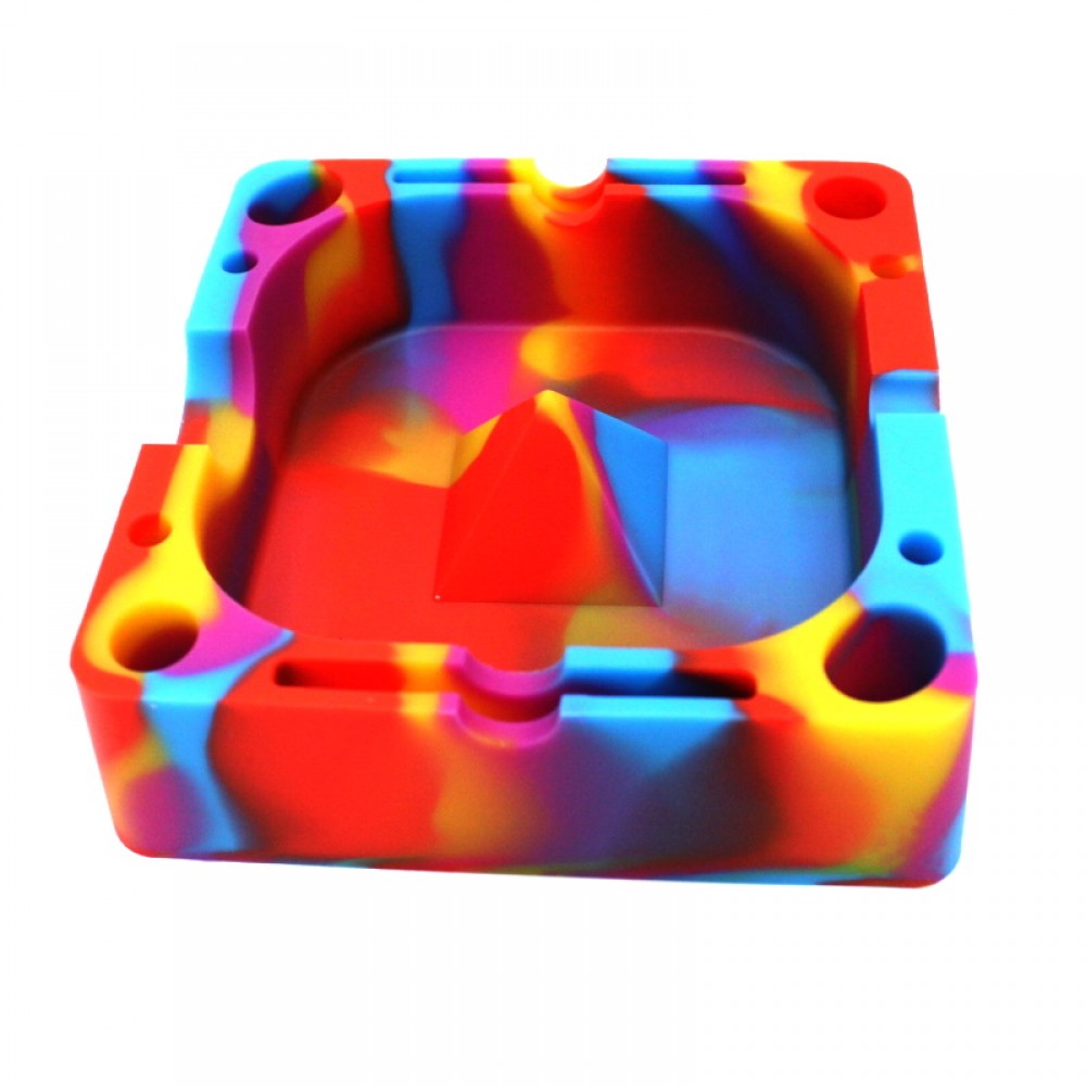 Heavy silicone square ashtray 4.8 inch size, durable heat-resistant and flexible design with deep grooves for secure ash holding and easy cleaning.