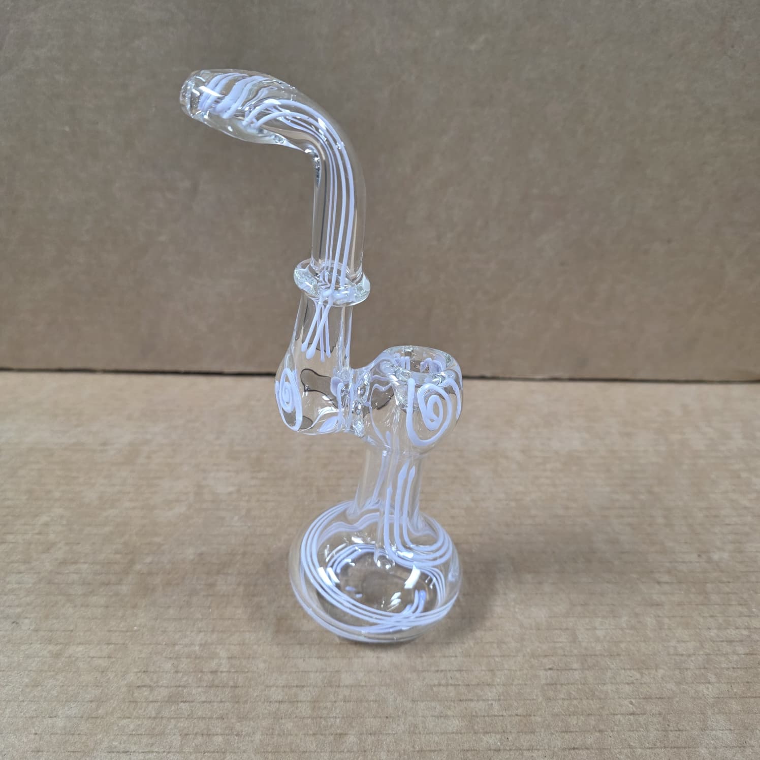 Premium swirl pattern glass bubbler large size built for heavy duty use and comfortable handling