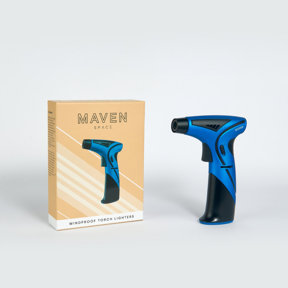 Maven Space high-performance torch lighter with windproof jet flame, durable build, and reliable ignition for everyday and outdoor use.