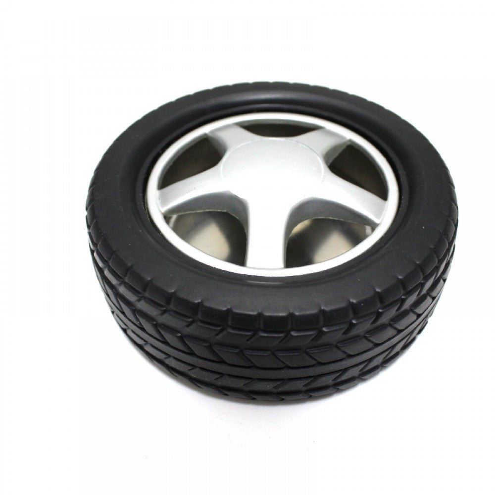 Mini tyre shaped ashtray small size, durable and heat-resistant decorative ash holder with compact design for home, office, and travel use.