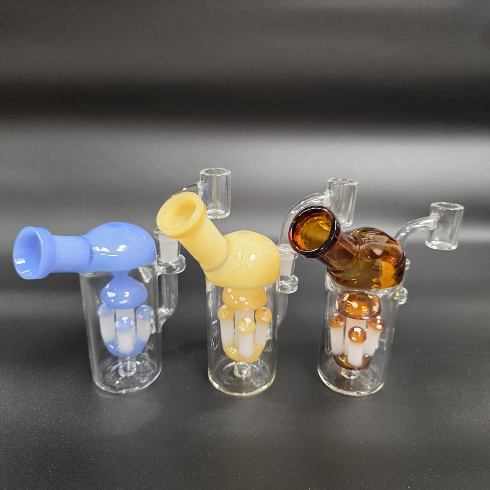 Mushroom percolator side arm dab rig water pipe with 14mm male banger, made from durable glass for smooth diffusion and efficient vapor performance.