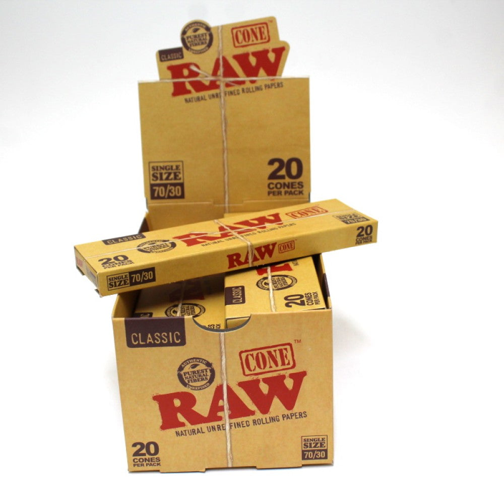 RAW Single Size 70/30 pre-rolled cones with 20 cones per pack, 12 packs per display box, ready for easy filling and rolling.