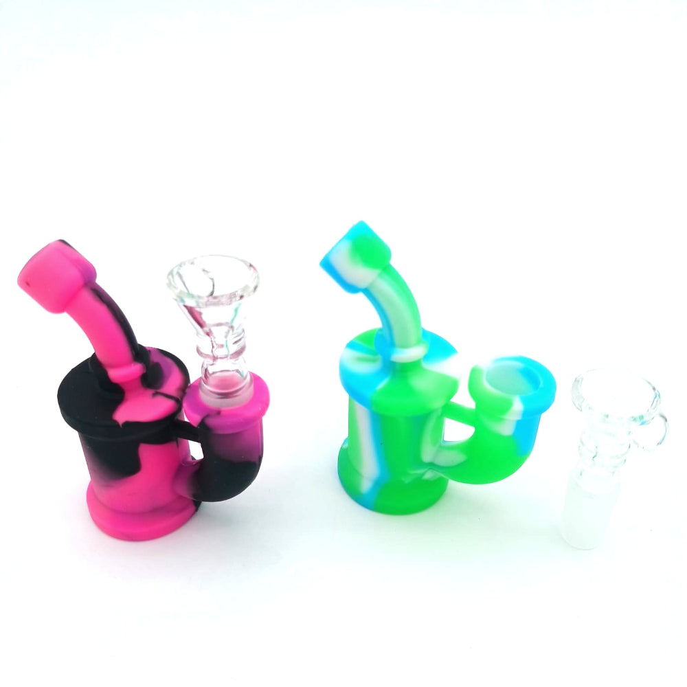 Silicone water pipe with 14mm male glass bowl, crafted from durable flexible silicone and heat-resistant glass for smooth airflow, easy cleaning, and reliable performance.