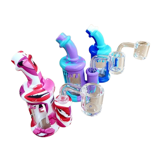 A premium silicone and glass dab rig water pipe designed for durable hybrid use.