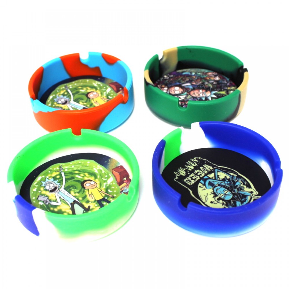 Silicone round ashtray with decal design, durable heat-resistant and flexible tray with decorative finish and deep grooves for easy ash disposal.