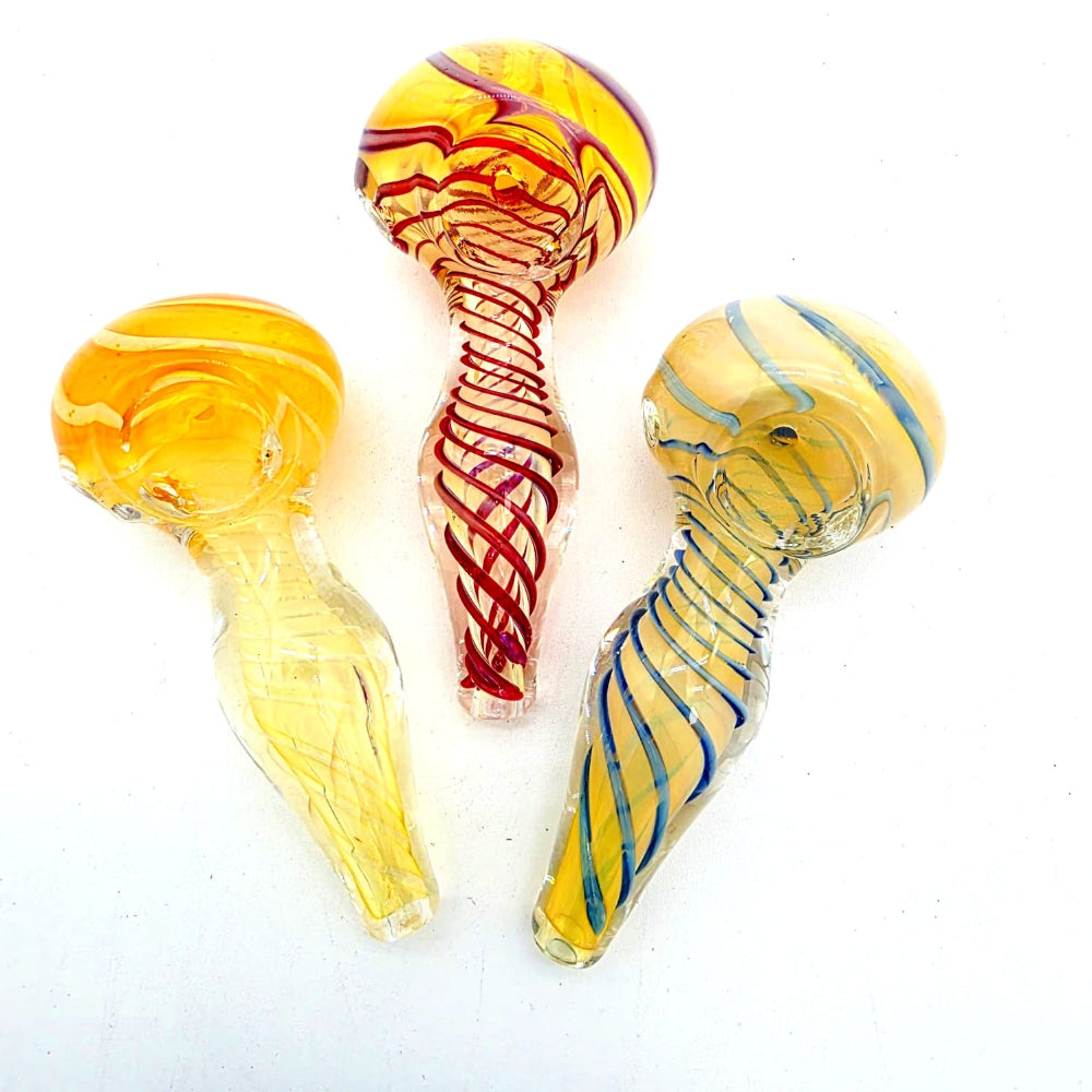 Swirl art glass hand pipe featuring multicolor handcrafted swirl patterns, durable build, and smooth smoking use
